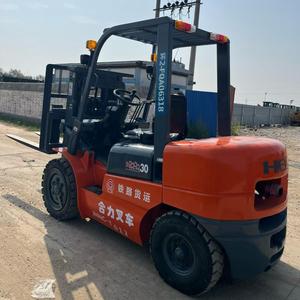 מלגזה דיזל HELI CPCD30 משומשת, <span class=keywords><strong>3</strong></span> טון, מנוע דיזל, תורן תלת/דו-שלבי, צמיגים פנאומטיים/מלאים, הפעלה בישיבה, גובה הרמה 300 מ\\\"מ - Product Image 5