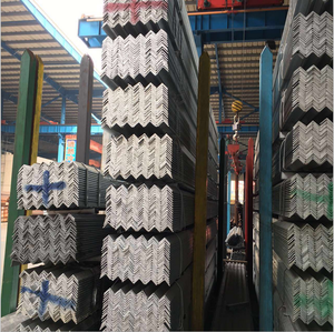 Grand stock, prix bas, acier en angle laminé à chaud Q235 ASTM pour la construction avec services <span class=keywords><strong>de</strong></span> soudage, pliage et découpe - Product Image 2
