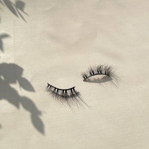 <span class=keywords><strong>Cils</strong></span> en vison 100% naturels, <span class=keywords><strong>cils</strong></span> 3D faits à la main, <span class=keywords><strong>cils</strong></span> en vison naturels de taille moyenne, effet œil de chat, <span class=keywords><strong>cils</strong></span> 3D en vison, vente en gros - Product Image 1