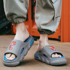 Chanclas Unisex Negras con Suela Gruesa, Diseño de Punta Abierta, Cómodas para Usar en la Playa o al Aire Libre en Verano - Product Image 2