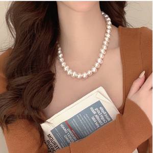 Collar de Perlas de Agua Dulce Naturales para Mujer XL9-5, Diseño Elegante y Exclusivo, Cadena Sensacional para Clavícula, Inspirado en la Belleza - Product Image 2