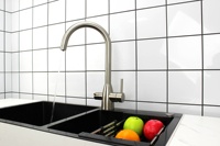 Haute qualité Satin brossé avec couvercle UV 304 acier inoxydable 3 voies robinet propre boire eau chaude froide évier mélangeur robinet de lavage
