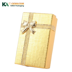 กล่องของขวัญเครื่องประดับสุดหรูหราลา<span class=keywords><strong>ย</strong></span>ทอง KAKA พร้อมโบว์ผูก  บรรจุภัณฑ์กระดาษแข็งแบบกำหนดเองสำหรับแหวน สร้อ<span class=keywords><strong>ย</strong></span>คอ นาฬิกา - Product Image 1