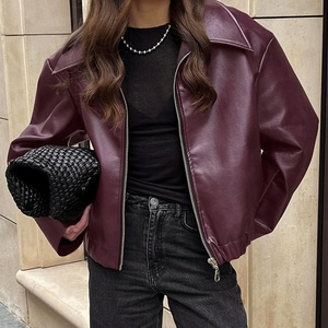 Blouson en cuir court <span class=keywords><strong>rouge</strong></span> bordeaux pour <span class=keywords><strong>femme</strong></span>, nouvelle collection printemps, haut de gamme, coupe ample, col à revers, style motard vintage, vente en gros - Product Image 6