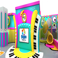 Parc d'attractions ludique au design attrayant, trampoline personnalisé directement de l'usine, toboggan en filet arc-en-ciel, aire de jeux intérieure pour enfants
