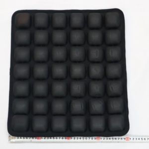 เบาะรองนั่งป้องกันแผลกดทับแบบพองลมได้เอง สีดำ 40x46x4 ซม. ผลิตจากไลคร่า-TPU สำหรับรถเข็น รถเข็นคนพิการ เก้าอี้สำนักงาน และใช้ในบ้าน - Product Image 1