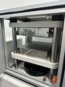 BAOPIN <span class=keywords><strong>Electronic</strong></span> Control PLC Lab Hydraulische Press maschine 380V 6KW 1 Jahr Garantie - Product Image 3