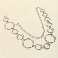 Ceintures à chaîne, ceinture de taille à chaîne, chaîne de taille tendance, chaîne de taille asymétrique à maillons circulaires dorés, accessoire de mode élégant