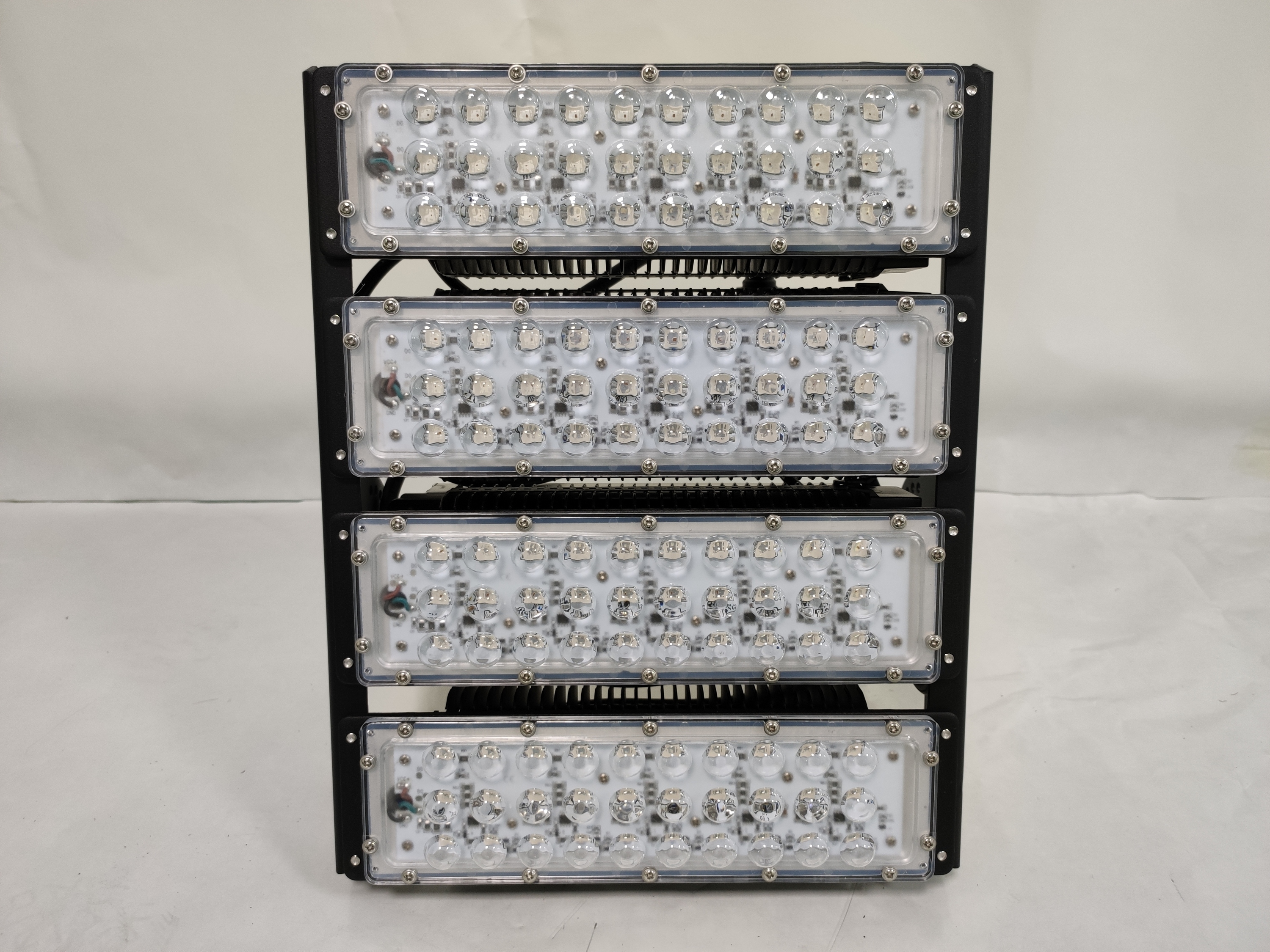 200W 120Leds SMD5050 RGB LED Flood Light IP65 RoHS Certified Ra90 CRI Remote Control Dimmable 2-Year Warranty Outdoor Lighting