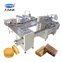 Machine à sandwich à biscuits à la crème à deux voies Skywin avec ligne d'emballage sur le bord pour l'usine de biscuits