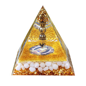 Pyramide en cristal Kogiya, artisanat en résine époxy, décoration d'intérieur, ornement de bureau, couleur Vajra, gravure interne, objet de collection, cadeau - Product Image 5