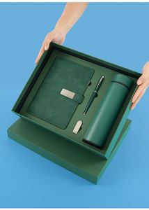 Ensemble cadeau d'entreprise personnalisé avec logo : bloc-notes, stylo, clé USB, gobelet, boîte cadeau et sac fourre-tout - Product Image 5