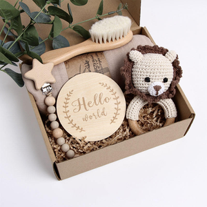 Set di Sonagli in Legno Ecologici e Non Tossici per Neonati, Giocattolo per Bambini con Dettagli all'Uncinetto, Ideale per Regali di Nascita e Baby Shower - Product Image 6