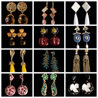 Boucles d'oreilles clous pour femme, style vintage chic du milieu du siècle, haut de gamme, rétro, en alliage plaqué or, fabriquées à Qingdao, élégantes et audacieuses, NOUVEAU
