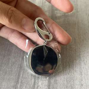 Özelleştirilmiş paslanmaz çelik yüksek cilalı köpek etiketi kolye çelik anahtarlık yuvarlak emaye tıbbi Logo kolye tıbbi uyarı - Product Image 4