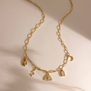 สร้อยคอจี้รูปทรงพีระมิดสีทองพร้อมจี้รูปงูพระจันทร์ ดีไซน์เรขาคณิต เครื่องประดับแฟชั่นสำหรับสวมใส่ทุกวัน - Product Image 4