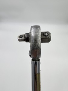 Llave Dinamométrica - Tohnichi 225QL-A de Doble Cara 1/4 y 3/8 con Clic 50-200 KGF CM Usada - Product Image 6