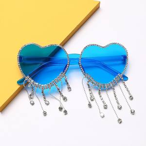 <span class=keywords><strong>Lunettes</strong></span> de soleil brillantes <span class=keywords><strong>avec</strong></span> franges en diamant de couleur bonbon pour femmes et filles, <span class=keywords><strong>lunettes</strong></span> de fête <span class=keywords><strong>avec</strong></span> strass - Product Image 5