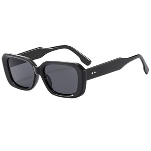 Fashion 2026 Retro Oversized <b>Square</b> Outdoor Vacation UV400 Green/Purple/White <b>Sunglasses</b> - Product Image 2