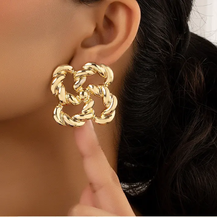 Retro Exaggerate Metal Statement Earrings for Women Fashion Round knot Irregular Geometry stud Earrings Jewelry
