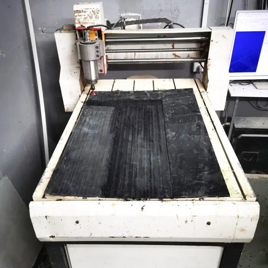 Used Second Hand Cheap 600x900mm Size 6090 2x3 feet 3d CNC router with Rotary 4 axis