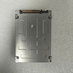 SSD SAS PX05SVB096Y 960G 0503M7, capacité de 960 Go, offre un espace de stockage généreux pour vos données. Interface SAS prenant en charge les données à haute vitesse - Product Image 3