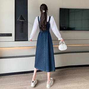 เดรสยีนส์ทรงเอ็มไพร์สีพื้นสไตล์วินเทจ คอเฉียง แขนกุด ความยาวปานกลาง สำหรับผู้หญิง รับผลิตตามแบบ (OEM) - Product Image 3