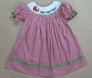 Vestido Navideño a Cuadros Rojos para Niña, Bordado, con Mangas Abullonadas y Cuello de Muñeca, Estilo Mini en Línea A, Vestido de Bebé con Bordado a Mano - Product Image 3