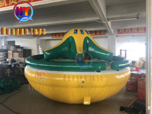 โซฟาเป่าลมรูปปลาหมึกยักษ์หมุนได้ ยูเอฟโอ ลอยน้ำ ของเล่นเป่าลมลากจูงในน้ำ หมุนได้ ดิสโก้ บานาน่าโบ๊ท - Product Image 6