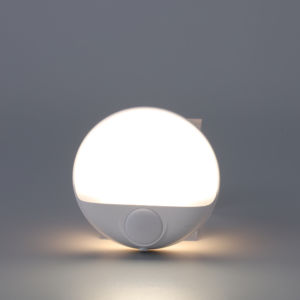 Veilleuse à détecteur de mouvement 3M avec adhésif, éclairage latéral et frontal 2-en-1 - Product Image 1