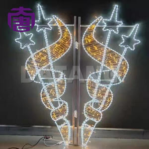 Decoración Navideña Personalizada para Postes de Calle, Luz LED 2D con Protección IP65 a Prueba de Agua para Uso en Interiores y Exteriores en Festivales - Product Image 6