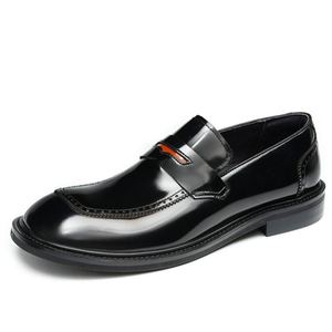 Zapatos Formales de Cuero Genuino para Hombre, Estilo Británico Retro, con Patrón de Leopardo, Impermeables y Transpirables - Product Image 4