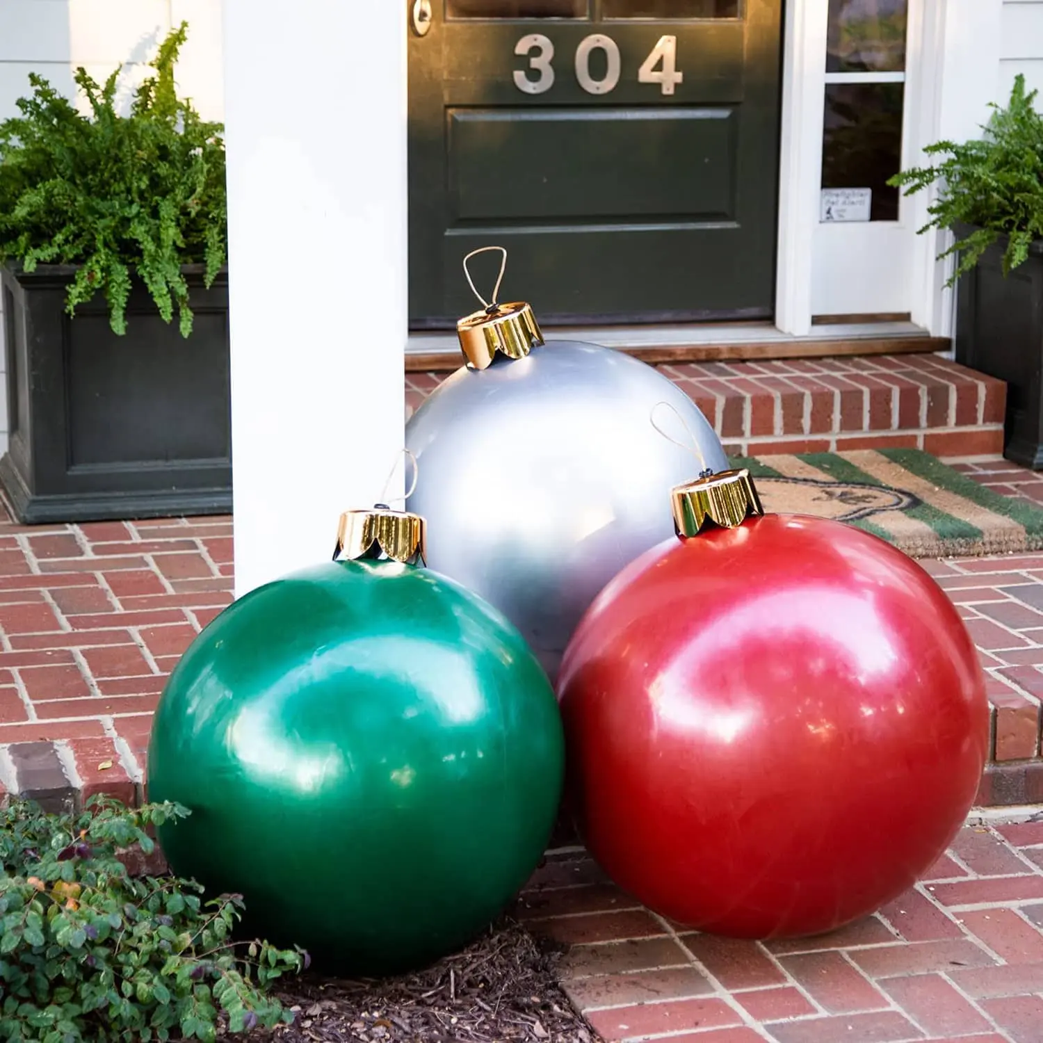 Oversize Outdoor Holiday Merry Christmas Ornaments Balls Inflatable Christmas Balloons Ball