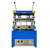 Machine de fabrication de supports d'œufs à double tête pour galettes, pour usine de snacks