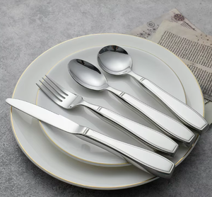 Cubiertos adaptables para ancianos con artritis, Parkinson o empuñadura de mano, juego de vajilla con tenedor y cuchara con mango gris - Product Image 1