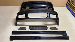 Kit Carrosserie Complet Amélioré R32 pour Volkswagen VW <span class=keywords><strong>Golf</strong></span> <span class=keywords><strong>4</strong></span> Incluant <span class=keywords><strong>Pare</strong></span>-Chocs Avant et Arrière, Calandre, Diffuseur et Jupes Latérales - Product Image 2