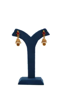 Hermoso conjunto de collar étnico en tono dorado con detalles de piedras de colores, dijes de monedas y gotas de perlas, joyería clásica con aretes. - Product Image 2