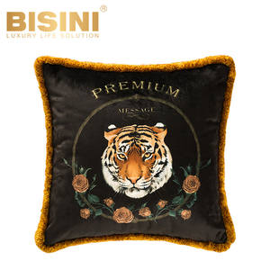 Fundas de Cojín con Cabeza de Tigre Realista de Estilo <span class=keywords><strong>Italiano</strong></span> de Lujo, para Sala de Estar, Color Negro, Cómodas, de Felpa Corta - Product Image 1