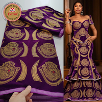 Tissu de mariage nigérian George Isiagu de haute qualité en velours et dentelle, imprimé violet africain Ankara pour robe de mariée traditionnelle