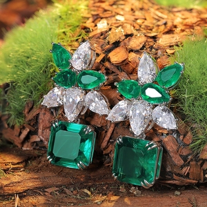 Pendientes de Esmeralda Sintética de Laboratorio de la Fábrica de Joyería MUSHAN, Dinámicos y Únicos, Quien los Usa Será Hermosa - Product Image 4