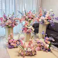 Fleurs artificielles en soie QiYing Victory, centre de table, décoration de mariage, design moderne et tendance, vente en gros, conception personnalisée, décoration d'événements