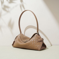 Sac à bandoulière en cuir véritable tissé personnalisé avec logo, sac à main de luxe en cuir de vachette pleine fleur avec fermoir tournant, vente en gros pour femmes
