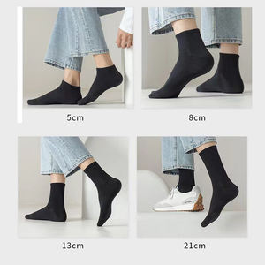 Amostra grátis Low MOQ Custom Made Logo Anti Slip Meias Homens Não Slip Grip Futebol Futebol Sock Crew Atlético Esporte Aderência Meias - Product Image 6