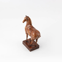 Figurines de chevaux sculptées en résine Art Déco en gros - Décoration réaliste pour mariage, maison et bureau