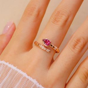 Bague Jolie Xinfly luxueuse en or rose 18 carats avec tourmaline rose et diamants, en forme de serpent - Product Image 2