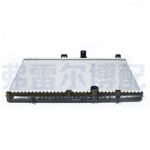 Radiateur Citroën C4L C4 1330W2 9800482380 Pièce de rechange pour système de refroidissement automobile - Product Image 3