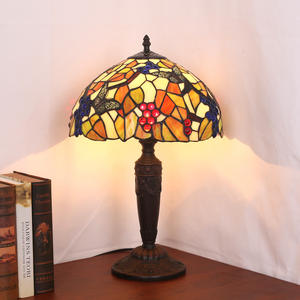 Lámparas de Mesa de Estilo Retro Europeo para Dormitorio, Suministro Directo de Fábrica, Diseño Creativo de Mariposa para Sala de Estar, Estudio, Barra de Bar - Product Image 1