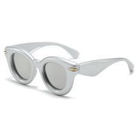 Lunettes de soleil ovales tendance couleur bonbon pour femmes, style Y2K rétro avec rivets, lunettes de soleil rondes tendance punk pour hommes