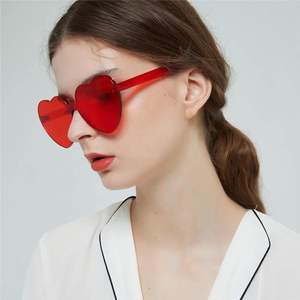 Performance di <span class=keywords><strong>san</strong></span> <span class=keywords><strong>valentino</strong></span> eco-friendly in plastica rosso Love Glasses montatura vestito cerchietto per capelli WUHUSHI Party forniture promozionali - Product Image 5
