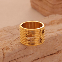 2026 Neue Modetrends Damen-Schmuck 18k Vergoldeter Edelstahl Breiter Sternförmiger Ring